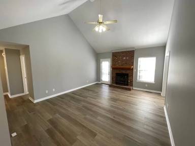 Main picture of 197 Woodfield Cir