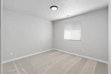 Main picture of 3876 N Amberwood Ave