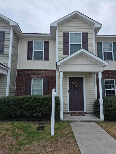 Main picture of 521 Cider Hill Rd