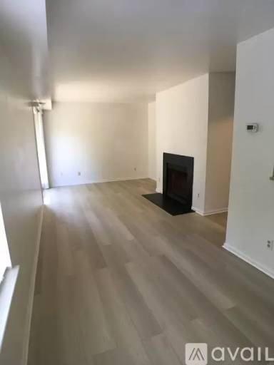 Main picture of 664 Newbridge Ct