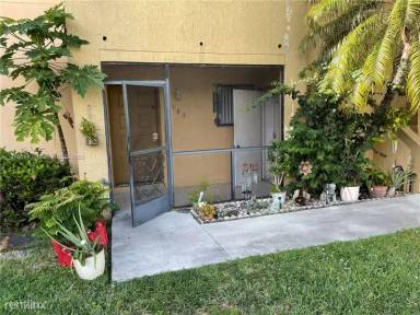 Main picture of 161 Lakeview Dr