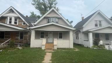 Main picture of 247 E Pearl St