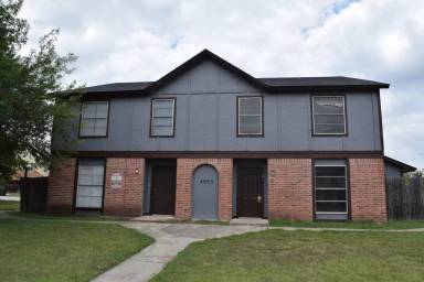 Main picture of 4503 Hunt Cir