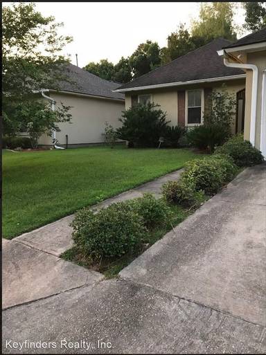 Main picture of 9329 Boone Dr