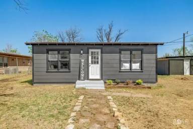 Main picture of 5326 Fruitland Farm Rd