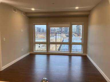 Main picture of 1 Eisenhower Dr