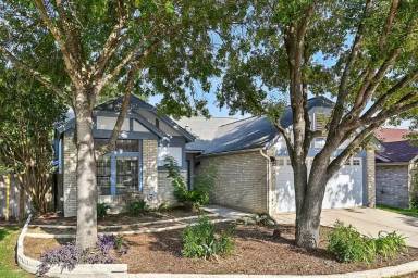 Main picture of 7118 Elm Trail Dr