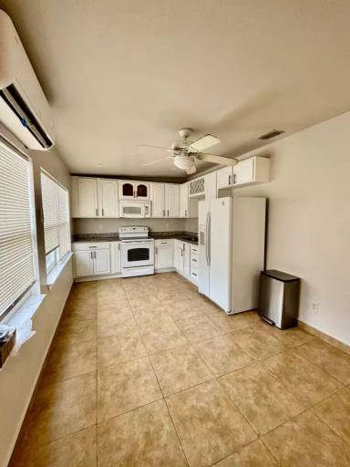 Main picture of 59 Areca Dr