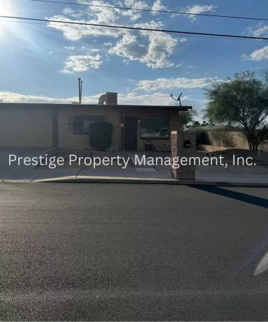 Main picture of 2601 N Castro Ave