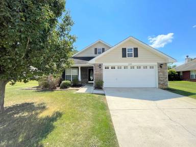 Main picture of 2511 Slate Dr SW