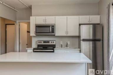 Main picture of 307 Lynn Ave