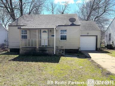 Main picture of 6710 E 5th St