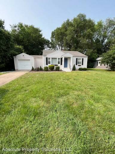 Main picture of 2447 E Kirkwood St