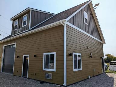 Main picture of 1016 8th Ave W