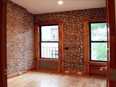 Main picture of 346 E 52nd St