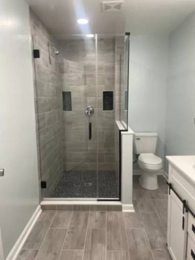 Main picture of 1513 E Lafayette Ave