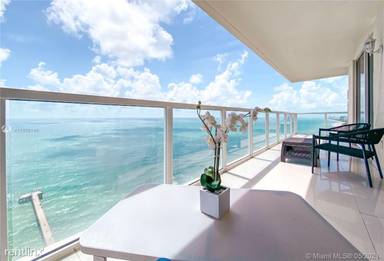 Main picture of La Perla Condo