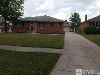 Main picture of 82 Siegfried Dr