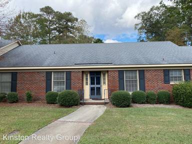 Main picture of 821 Greenbriar Rd