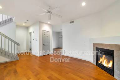 Main picture of 6835 S Webster St