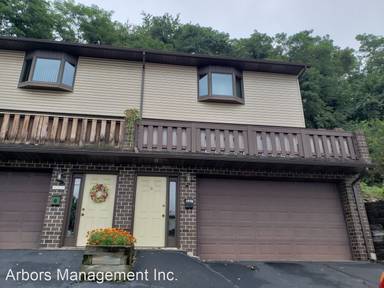 Main picture of 237 Walnut St