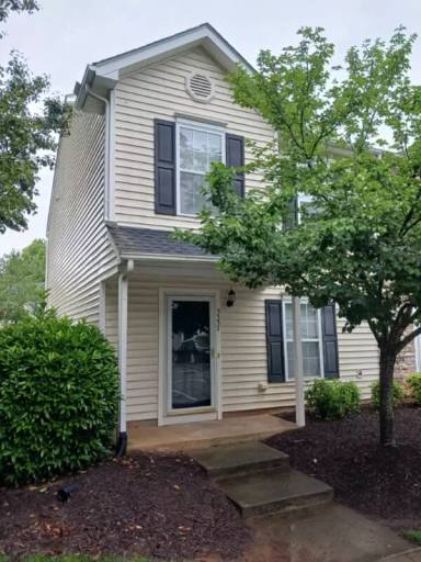 Main picture of 3337 Tarleton W