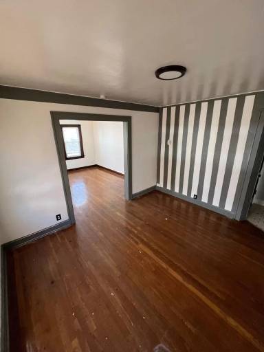 Main picture of 4244 Holly St