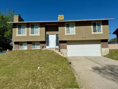Main picture of 5492 South 5340 West - 1