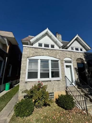 Main picture of 1803 W Allen St