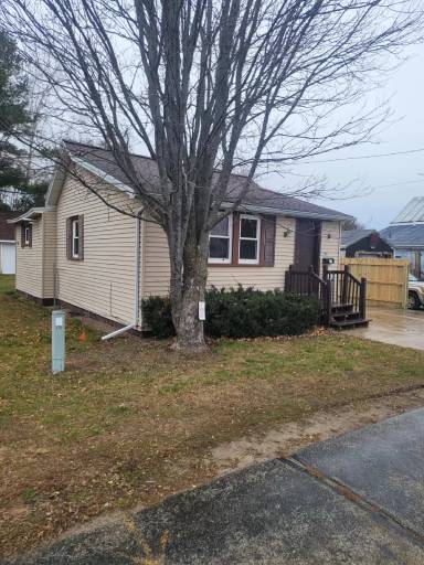 Main picture of 120 Call Ave