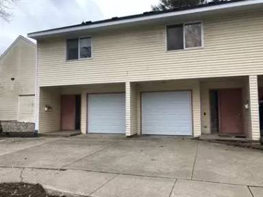Main picture of 107 N Busey Ave