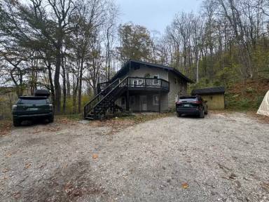 Main picture of 737 Barrows Towne Rd