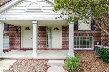 Main picture of 3071 Promenade Cir