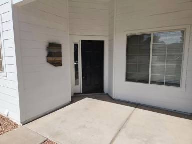Main picture of 302 S Stone Creek Cir
