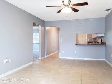 Main picture of 634 Leo Dr