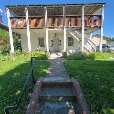 Main picture of 2917 E Broad Ave