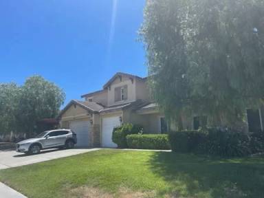 Main picture of 32901 Mira St