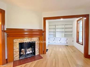 Main picture of 139 Winchester St