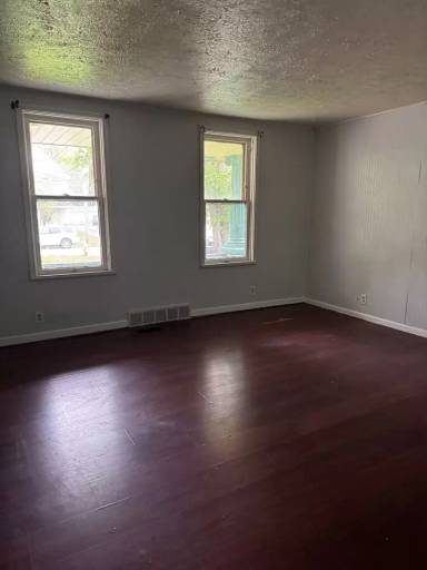 Main picture of 3782 E 52nd St