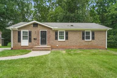 Main picture of 4944 Springview Rd