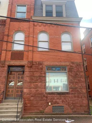 Main picture of 2310 Sidney St