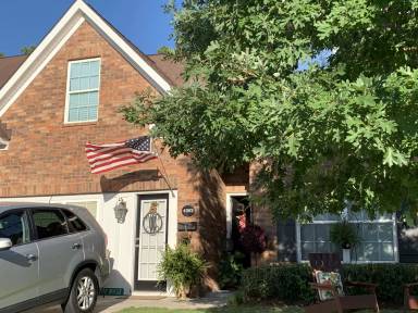 Main picture of 4302 E Barcelona Way