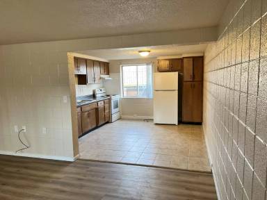 Main picture of 1118 E Morton Ave