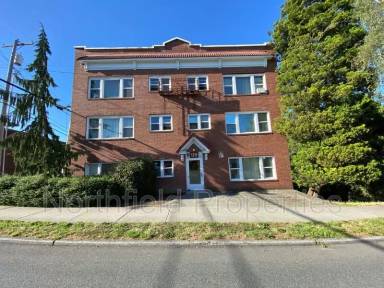 Main picture of 1211 Pacific Ave
