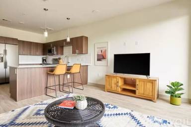 Main picture of 4902 Burnet Rd