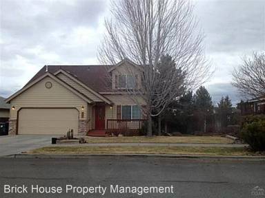Main picture of 2730 NE Faith Dr