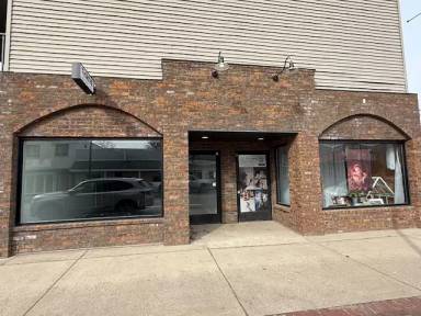 Main picture of 25 S Main St