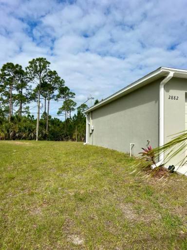 Main picture of 2882 Gaghagen St SE