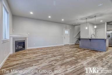 Main picture of 14500 NE 18th Ct