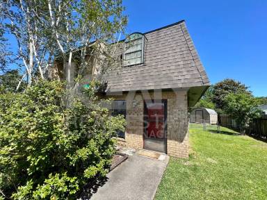 Main picture of 2417 Robley Dr